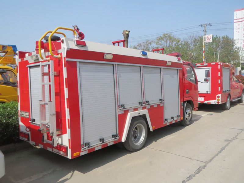 東風(fēng)藍牌水罐消防車