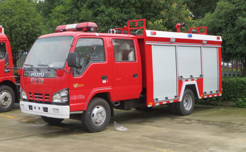 五十鈴2噸泡沫消防車